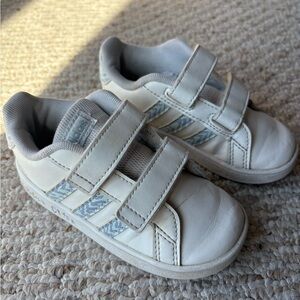 Adidas toddler sneakers 8